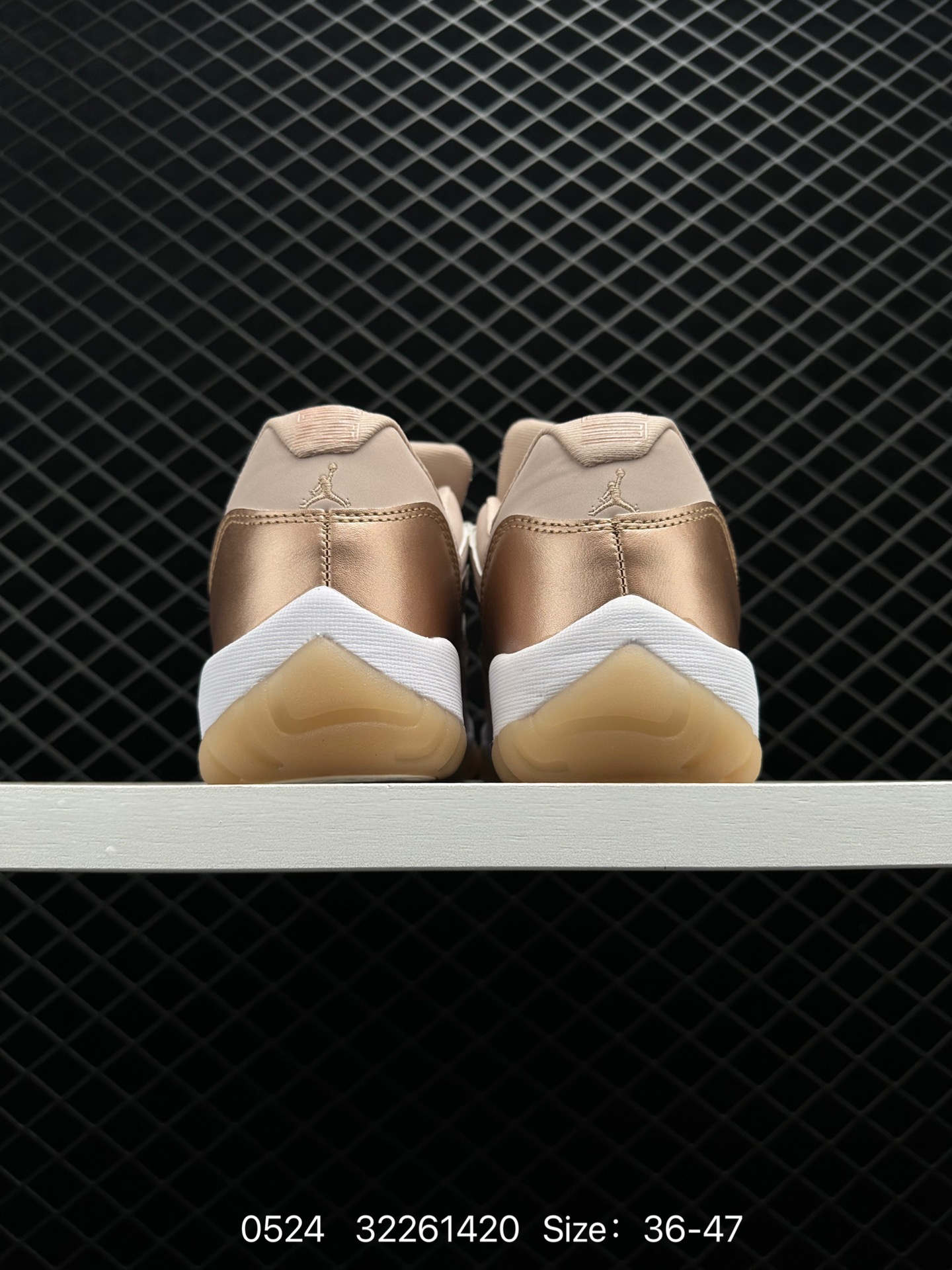 Air Jordan 11 Retro Low WMNS  “Barons”